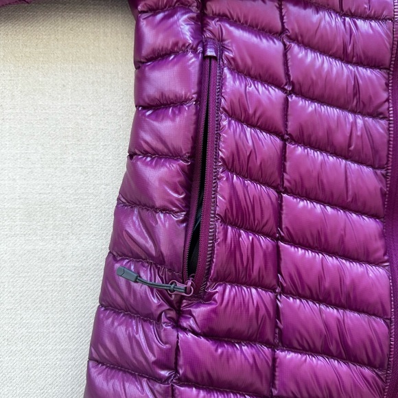 MOUNTAIN HARDWESR METATHERM EXS like new purple/pink berry - Picture 4 of 8